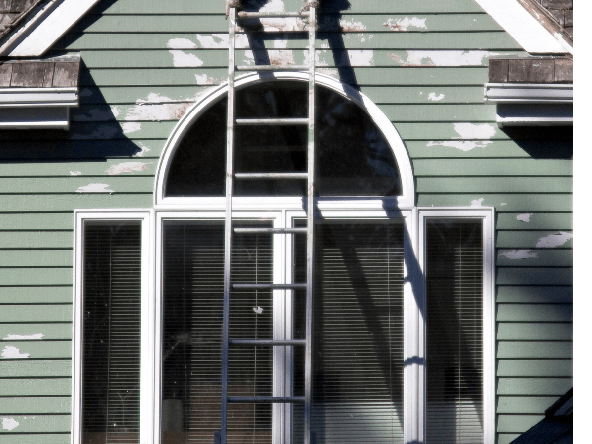keep exterior paint from fading