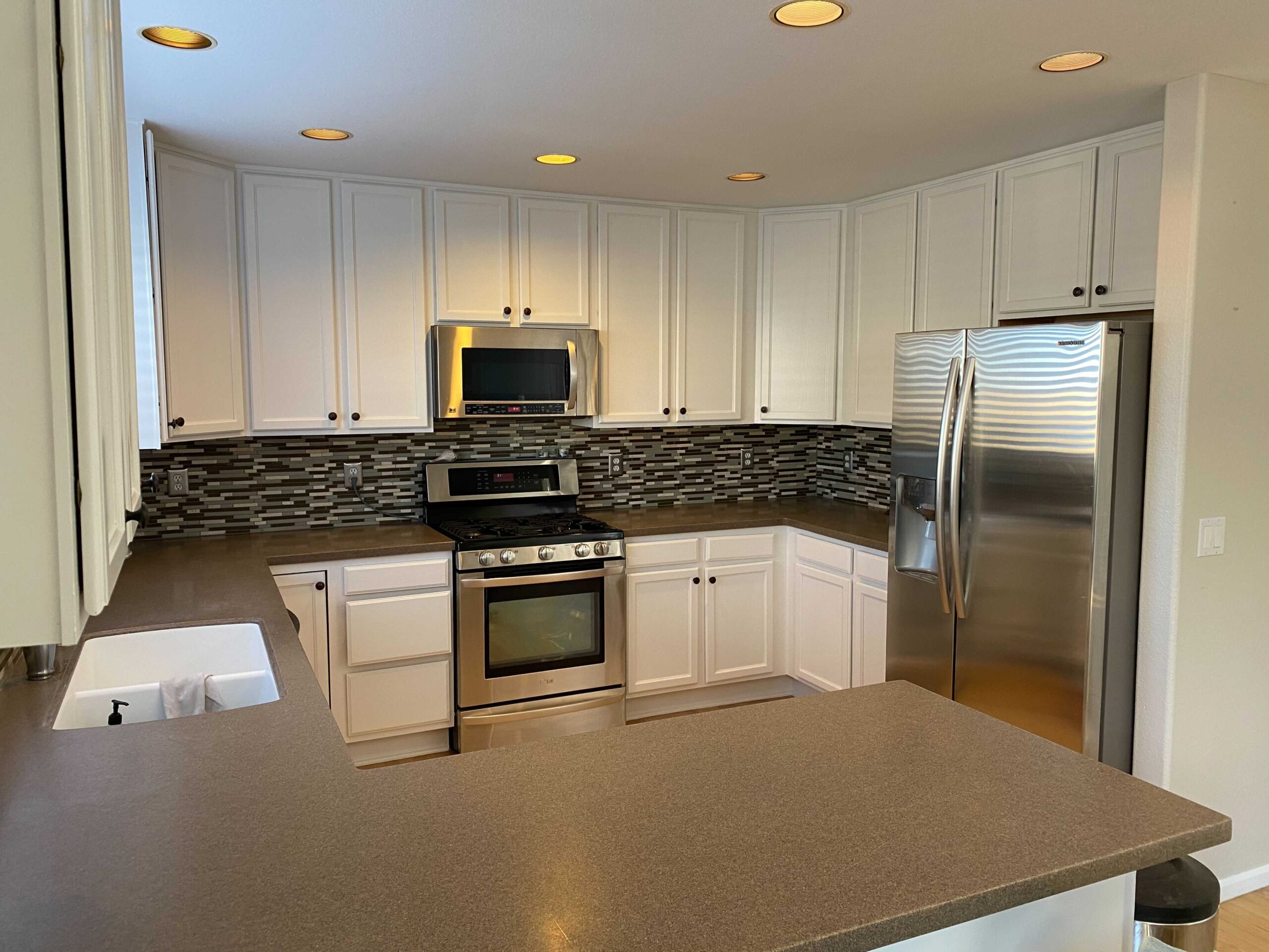Benefits of Painting Kitchen Cabinets