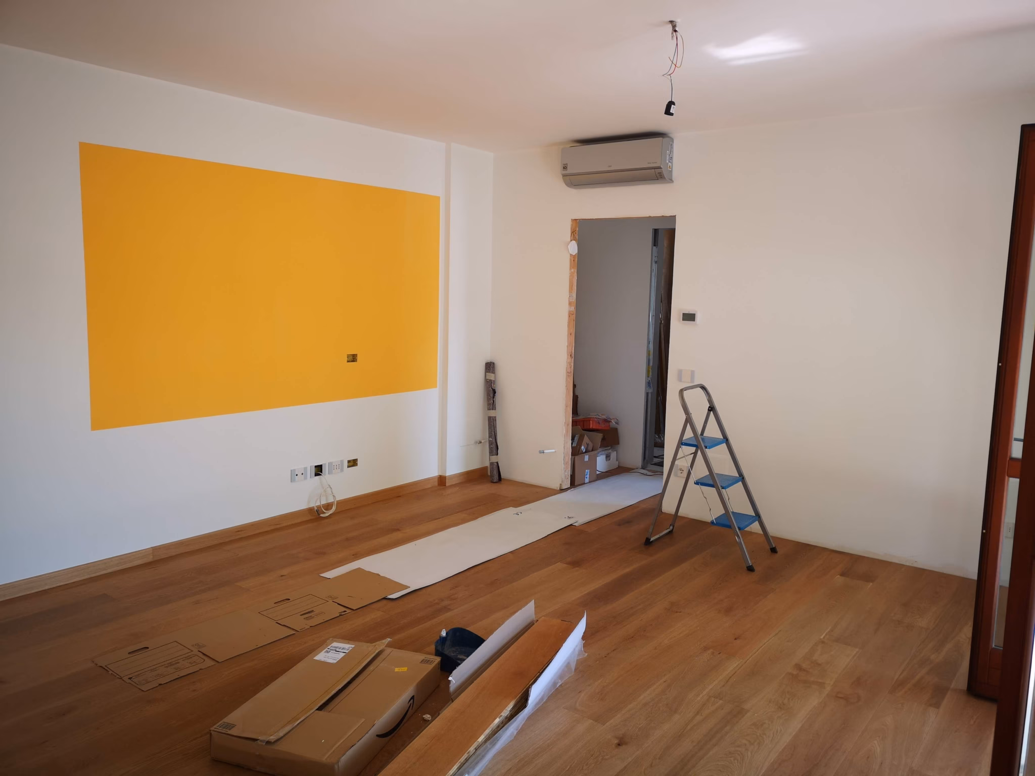 commercial wallpaper service process